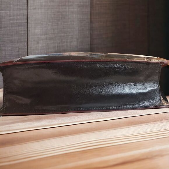 Bottega Veneta VTG Black Leather Top Flap Crossbody Bag in Good Condition - Picture 3 of 12